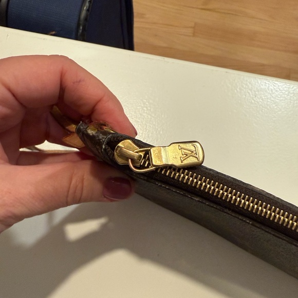 Louis Vuitton Brown Monogram Pouch - Picture 10 of 16